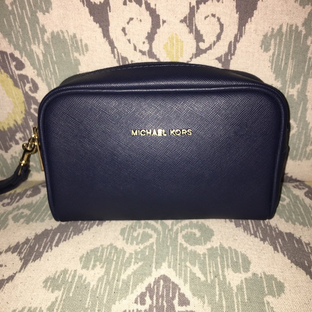 Michael Kors make up bag